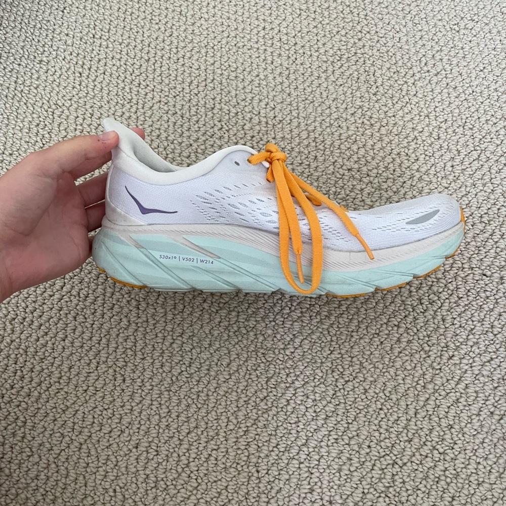 Women’s Hoka Clifton 8